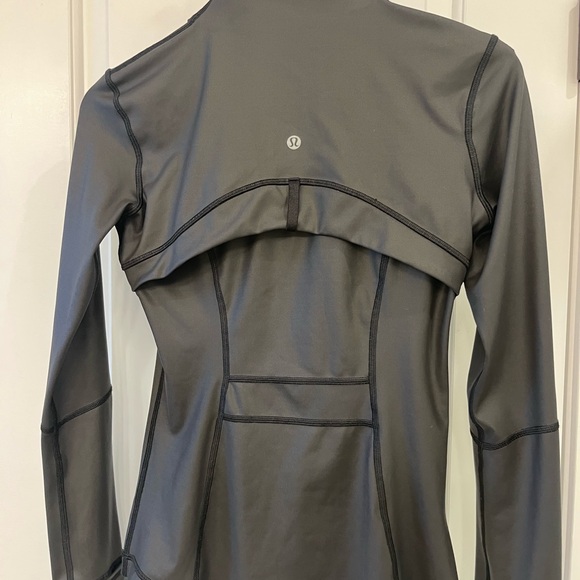 Black lululemon zip up - Picture 2 of 5